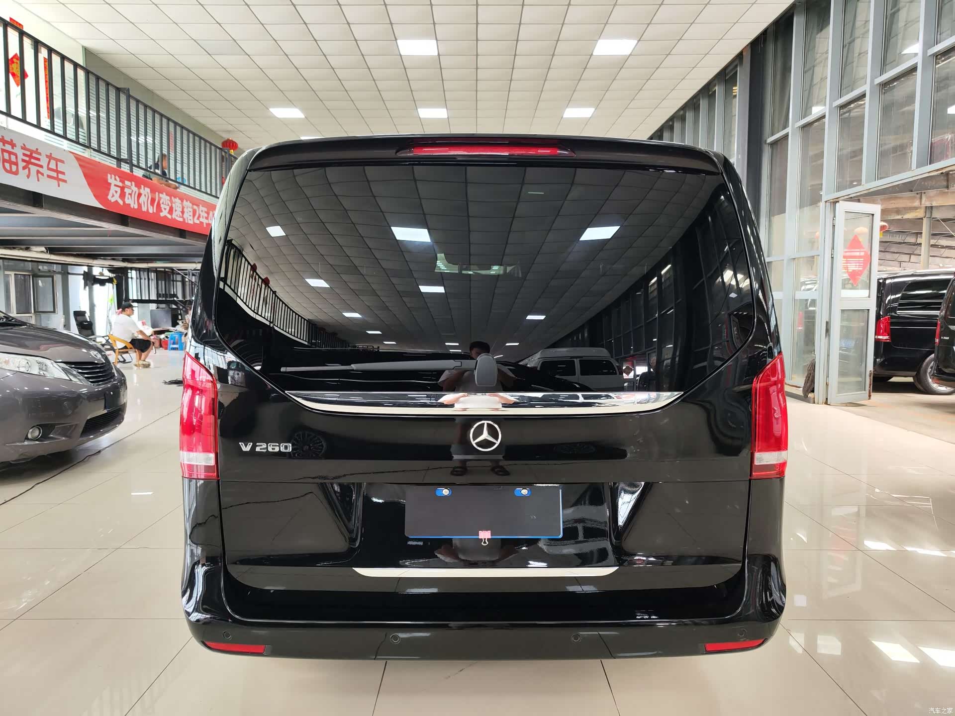 Mercedes-Benz V-Class, 2019 27