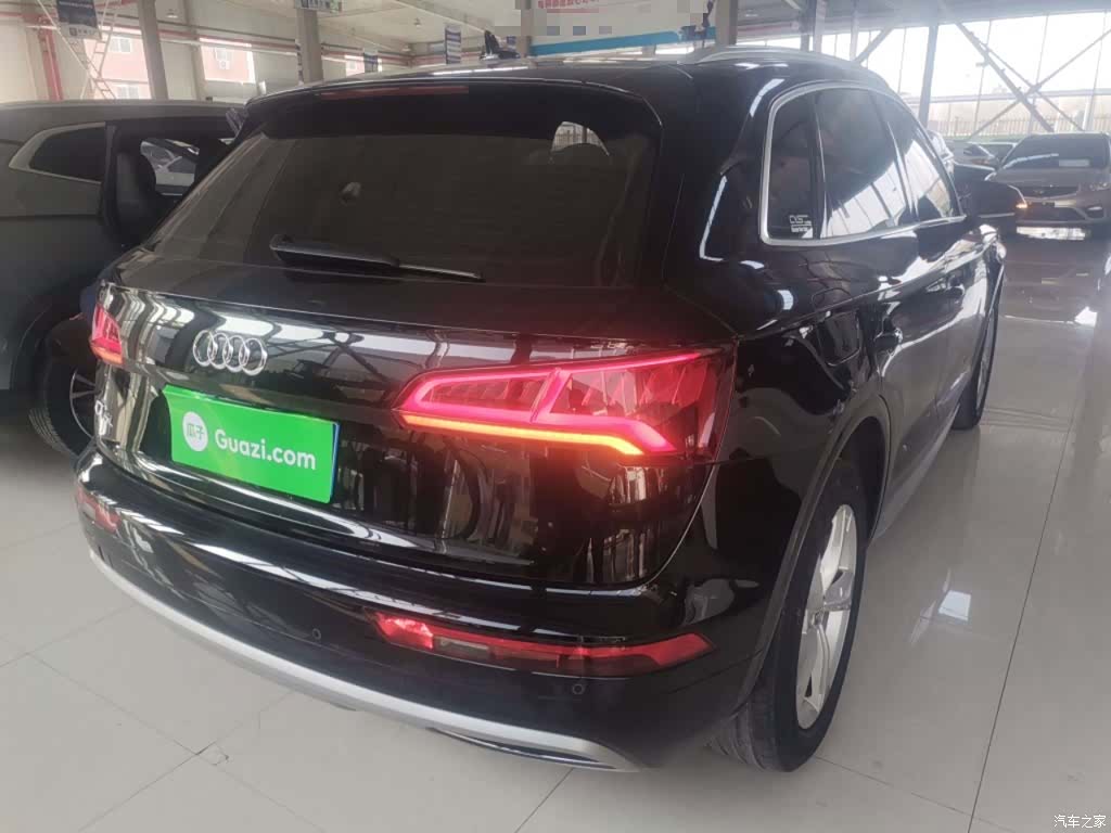 Audi Q5L, 2021 все фото