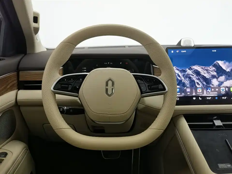 HarmonyOS Ask the world M7