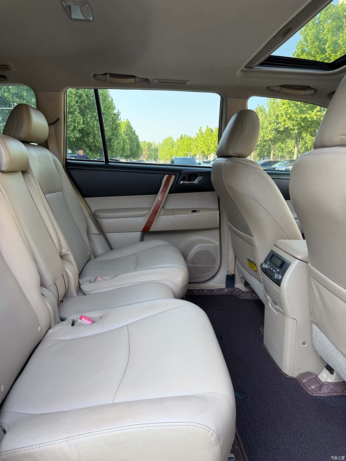 Toyota Highlander, 2010 11