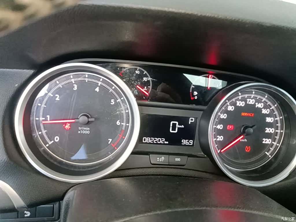 Peugeot 408, 2016 12