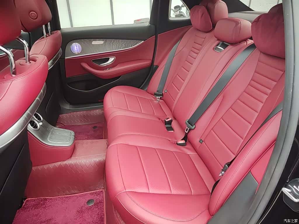 Mercedes-Benz E-Class, 2023 17