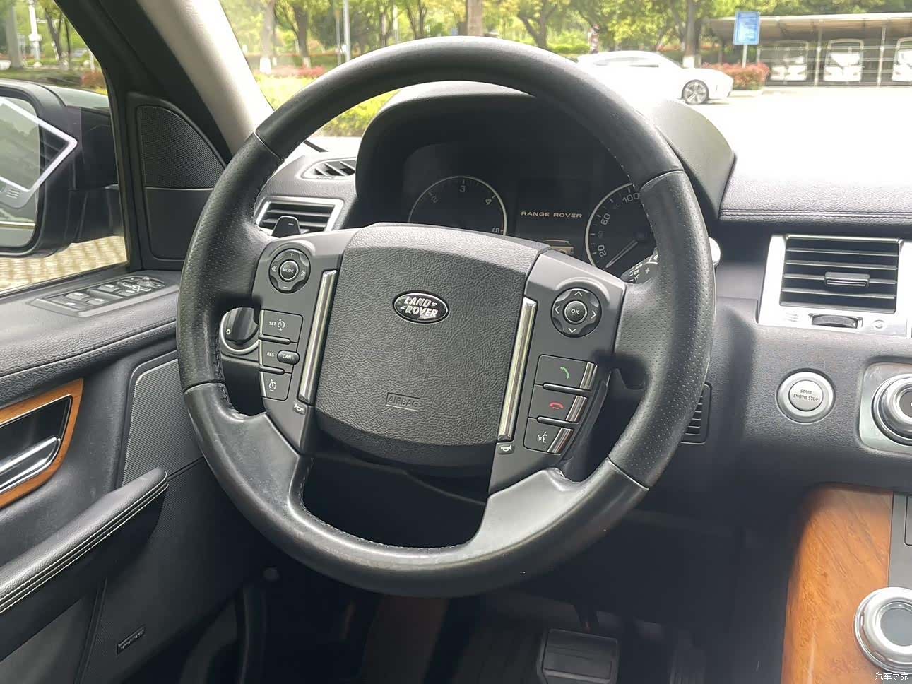 Land Rover Range Rover, 2012 9