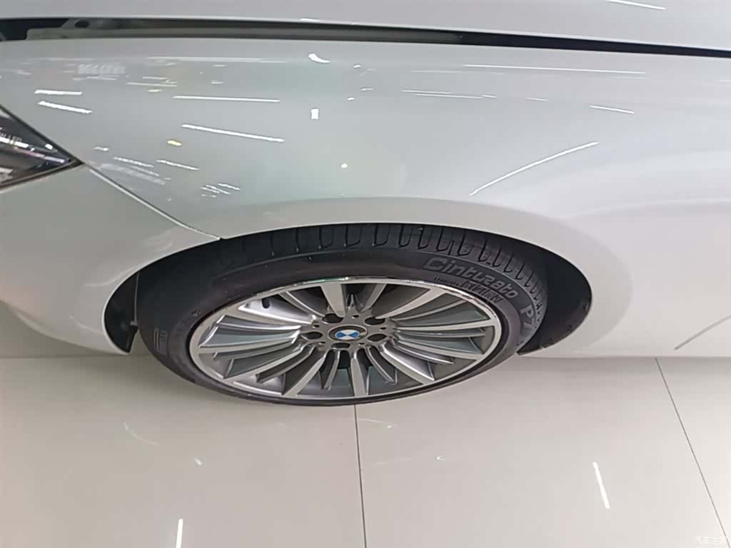BMW 3 Series, 2019 23