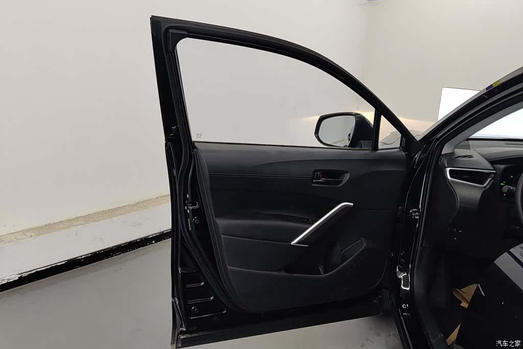 Toyota Corolla, 2026 7