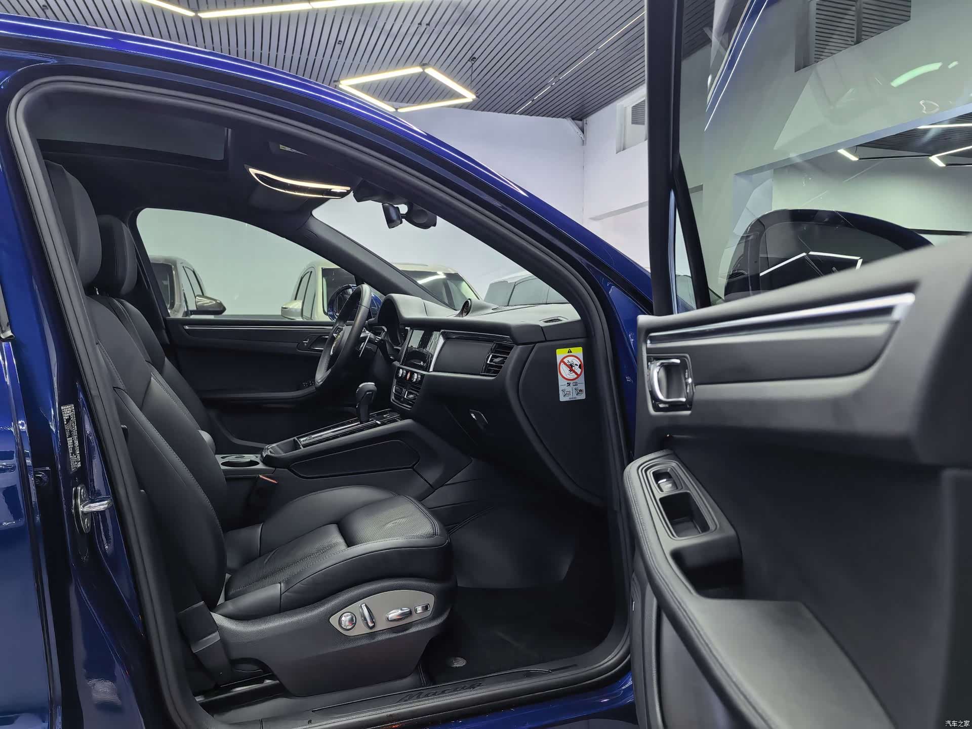 Porsche Macan, 2023 8