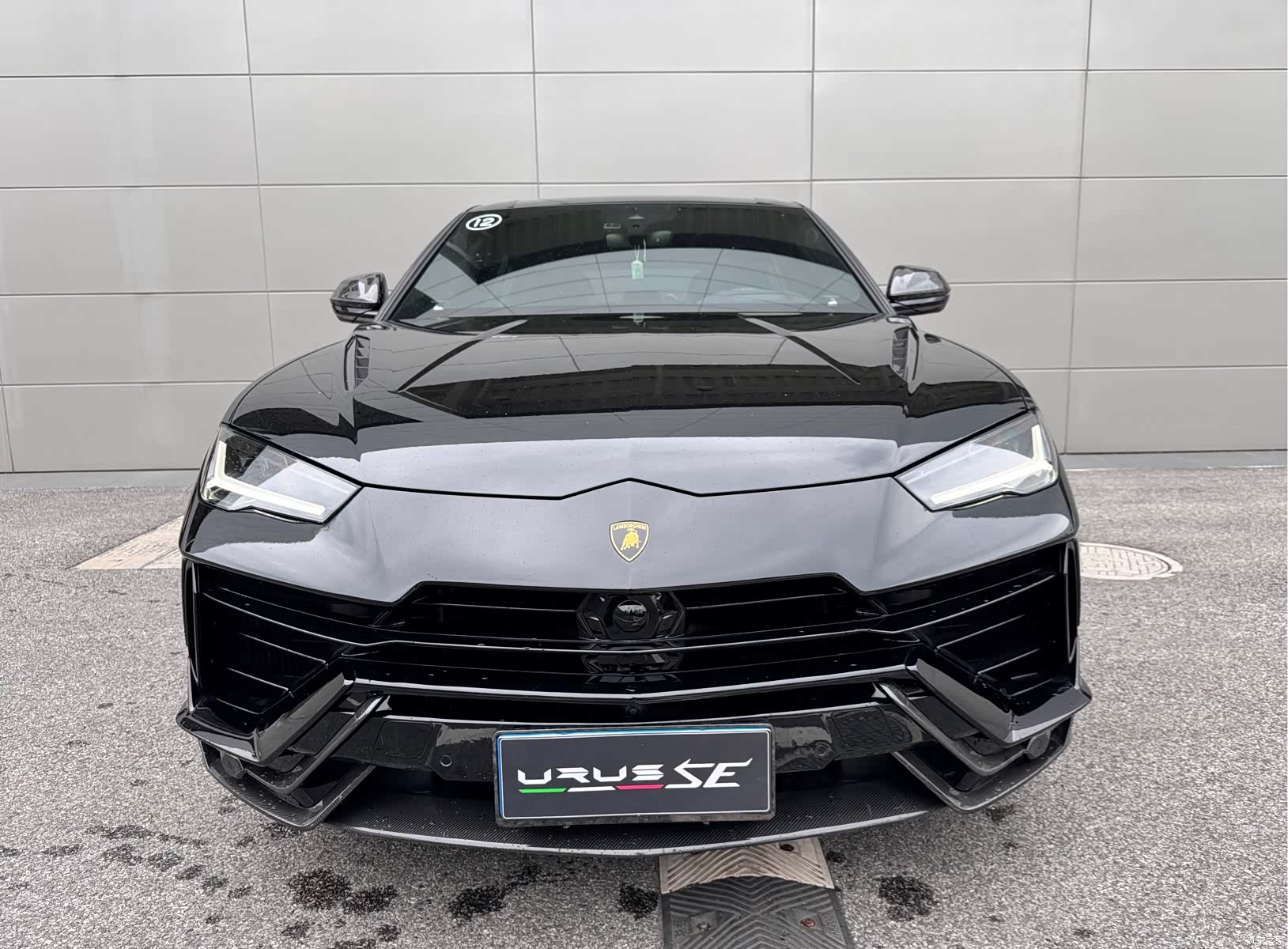 Lamborghini Urus, 2023 3