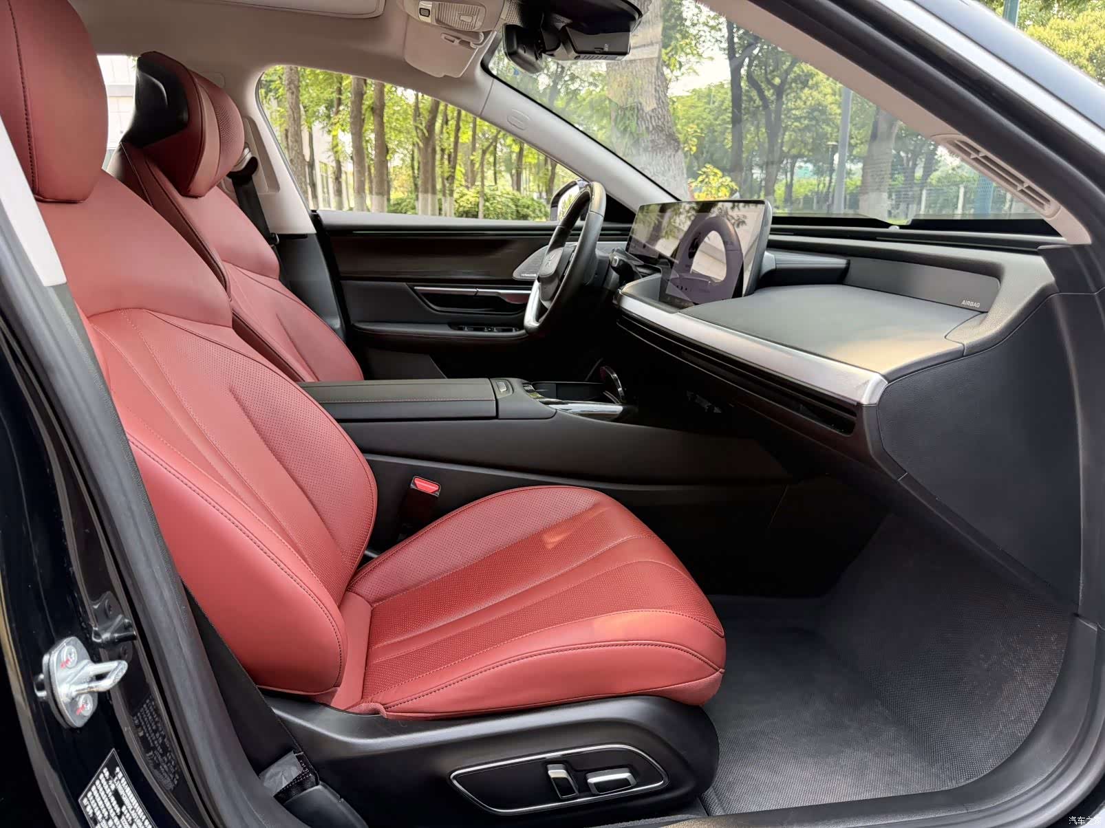 Xpeng P7, 2020 14