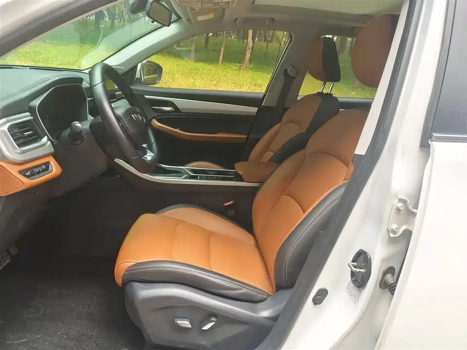 Geely Vision X6