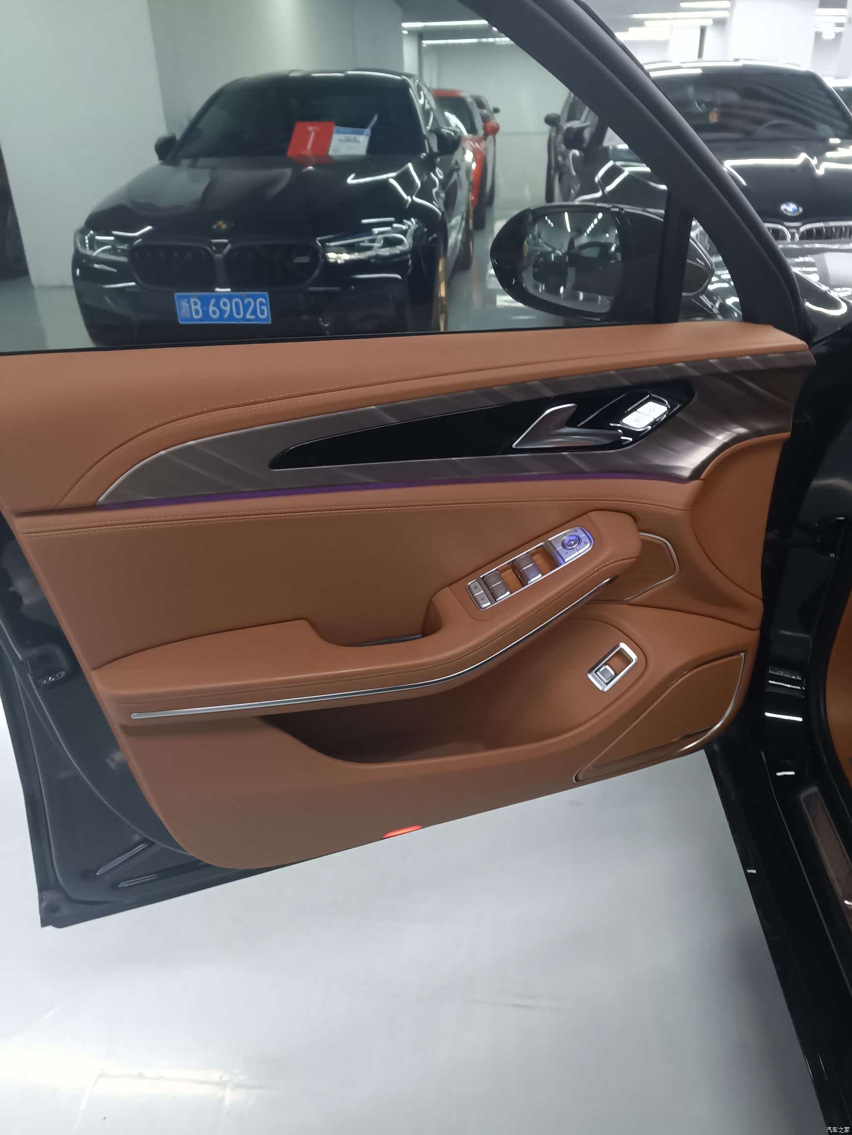 Hongqi H9, 2021 все фото