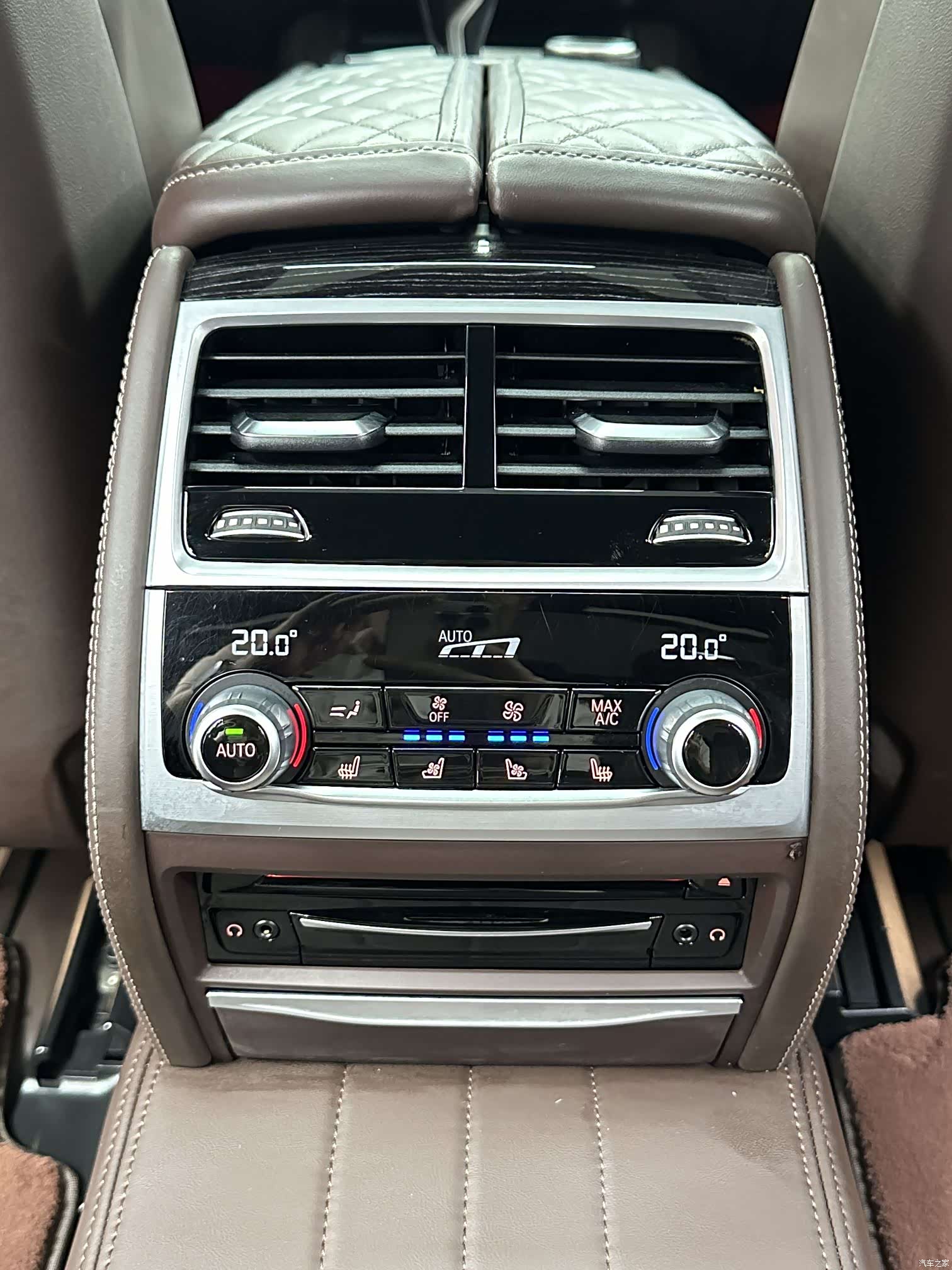 BMW 7 Series, 2021 26