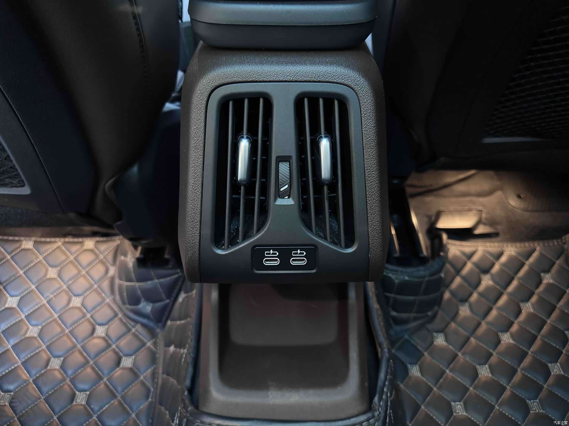 BMW X1, 2024 15