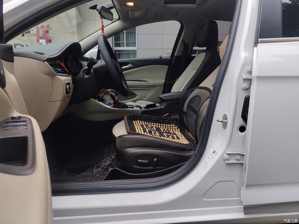 Buick Verano, 2017 8