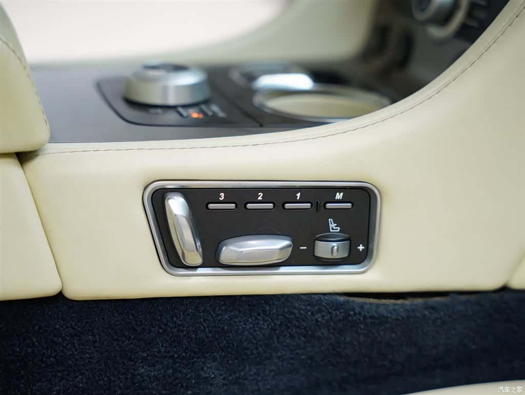 Aston Martin Rapide, 2011 47