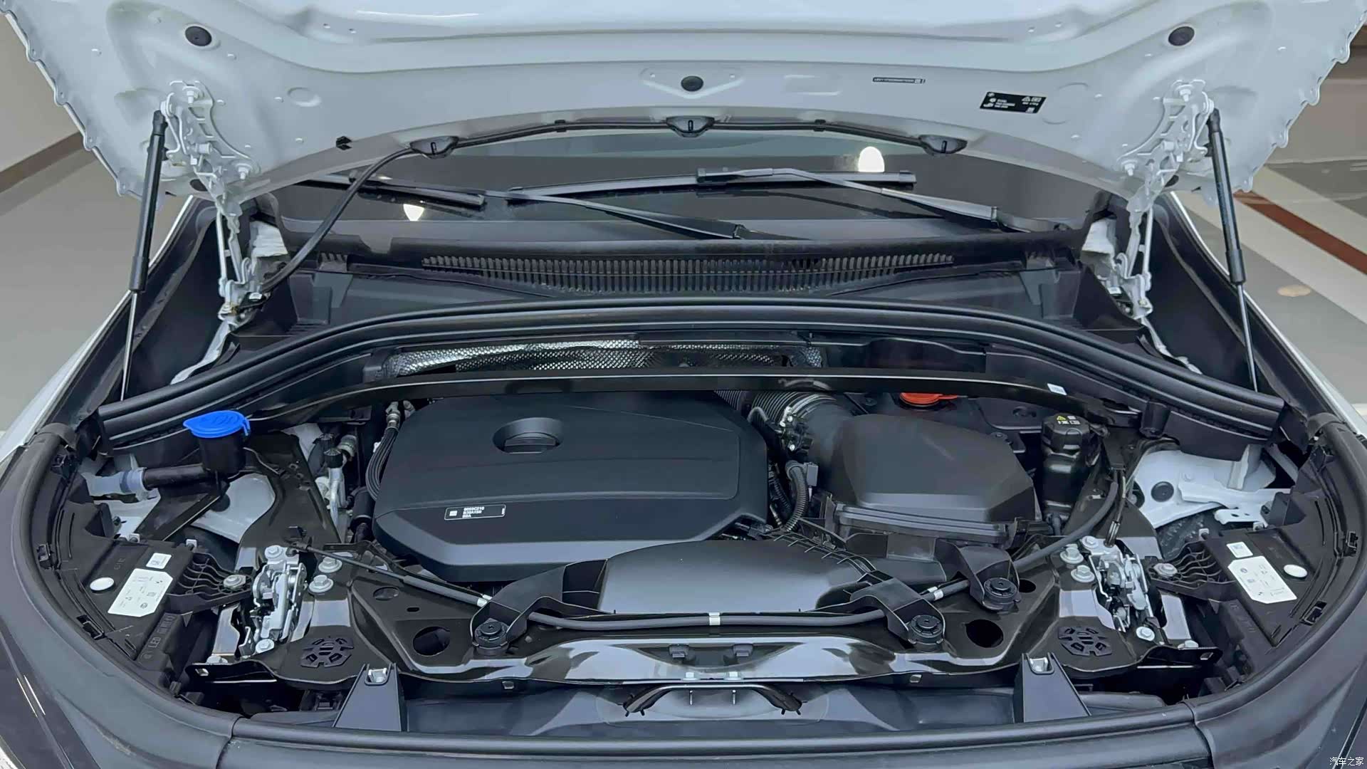 BMW X1, 2024 21