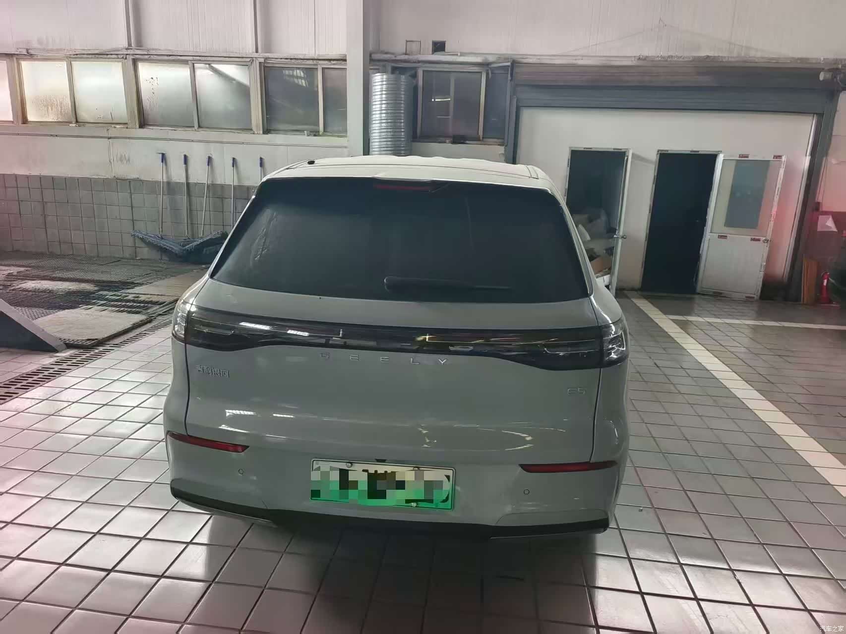 Geely Galaxy E5, 2026 6