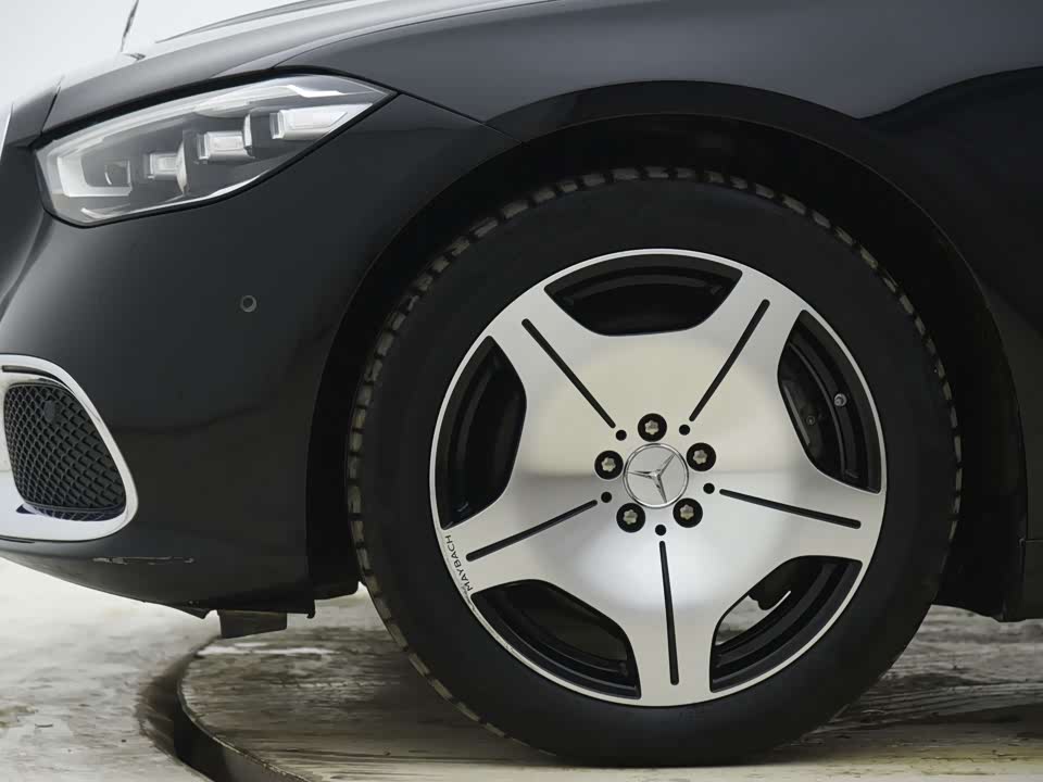 Mercedes-Benz Maybach S-class