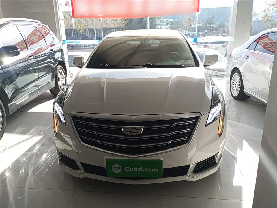 Cadillac XTS
