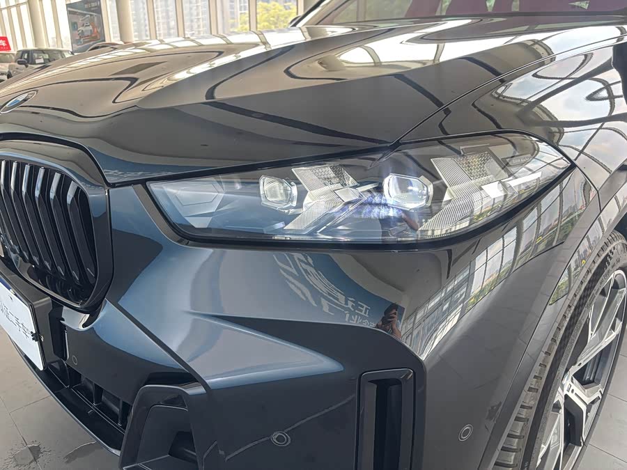 BMW X5 2025, фото 25