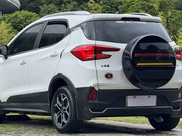 BYD Yuan Pro BYD Yuan Pro