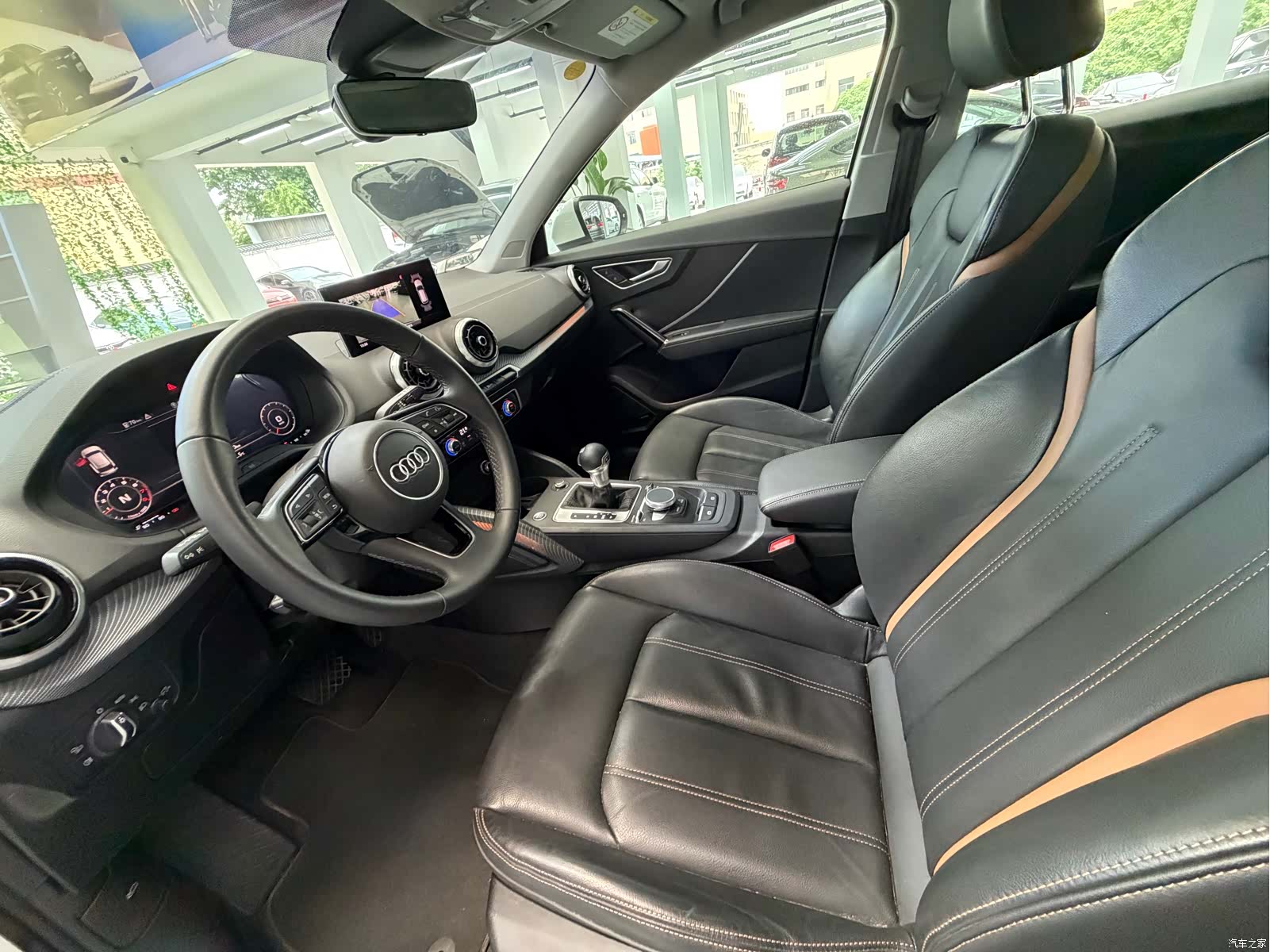 Audi Q2L, 2024 15