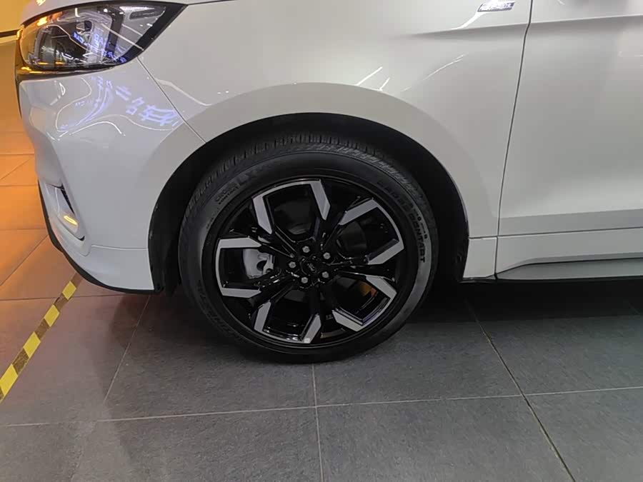 Ford Edge 2022, фото 23