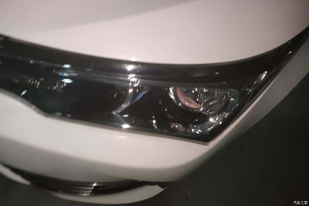 Toyota Corolla, 2019 все фото