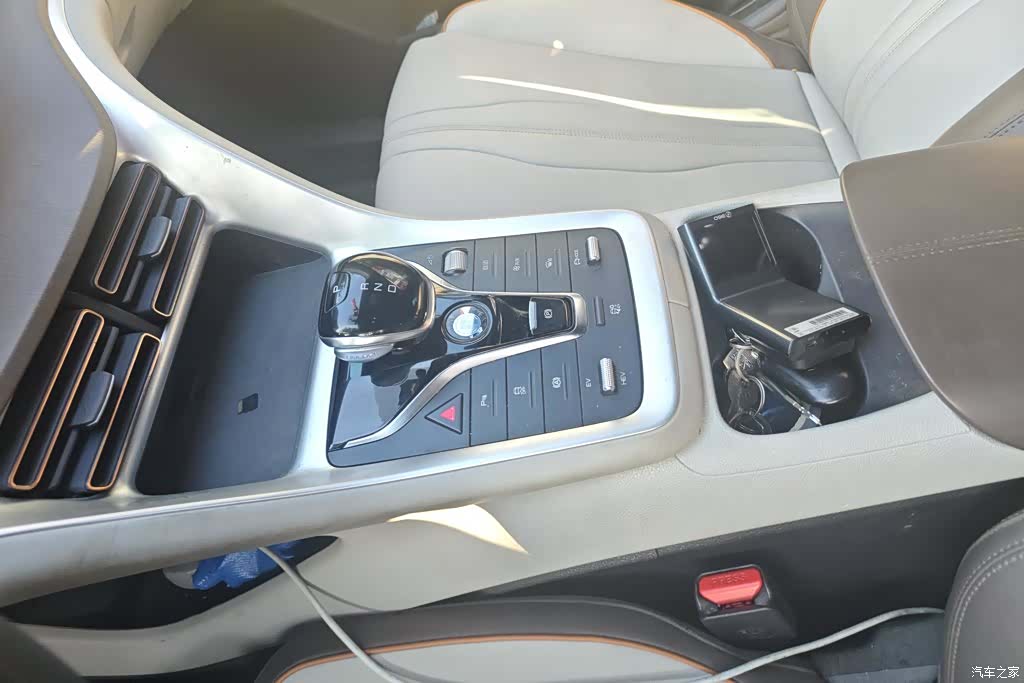 BYD Song, 2022 16