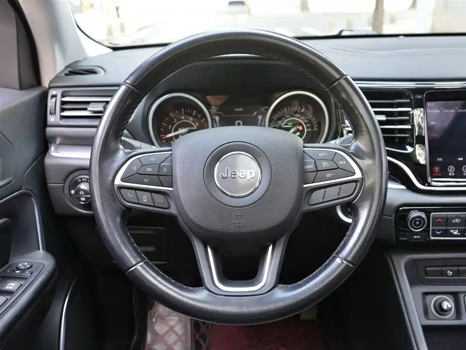 Jeep Grand Commander