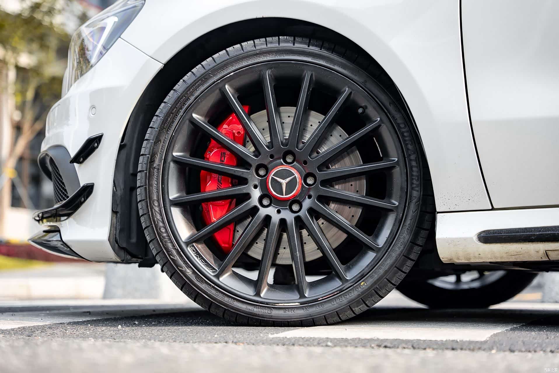 Mercedes-Benz A-Class, 2015 3