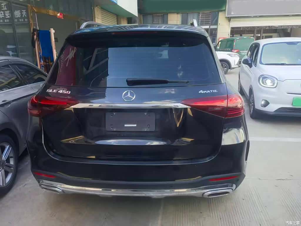 Mercedes-Benz GLE, 2025 4