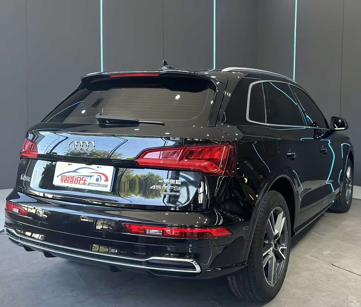Audi Q5L, 2019 6