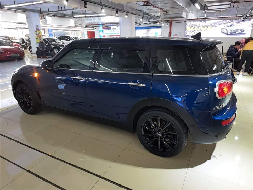 MINI CLUBMAN