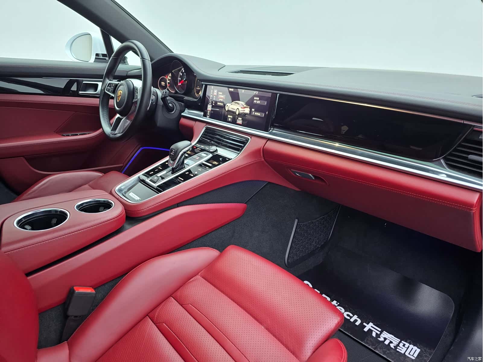 Porsche Panamera, 2018 13