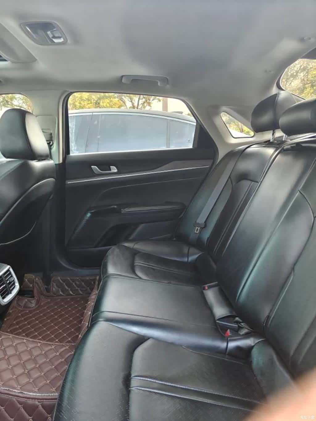 Kia K5, 2021 4