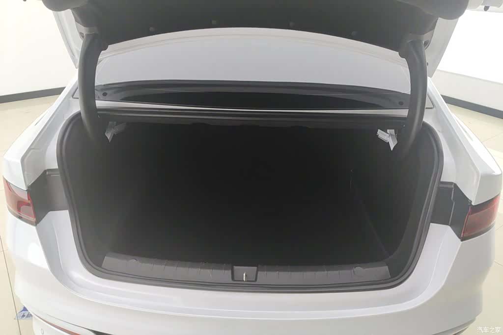 BYD Qin, 2024 4