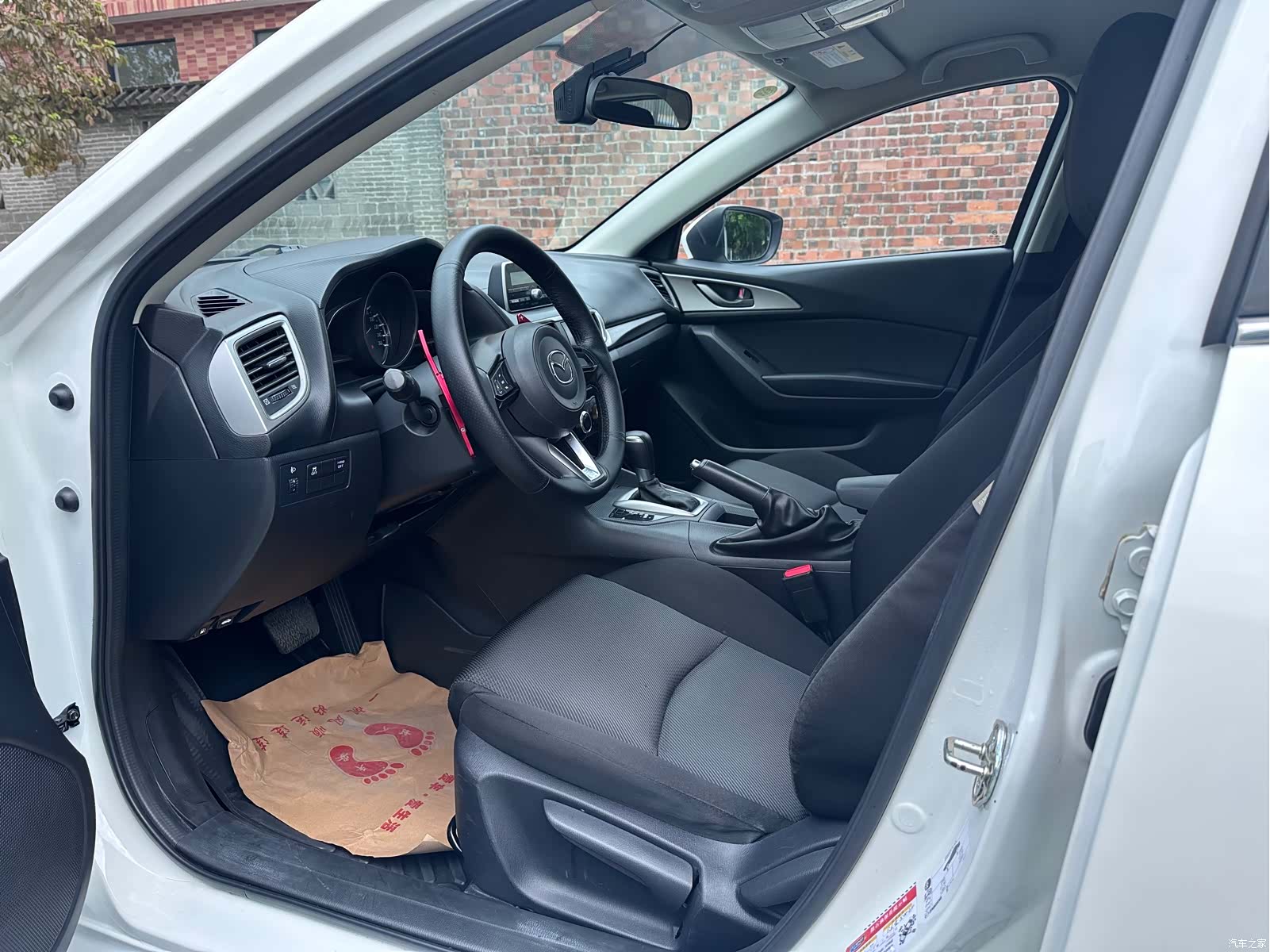 Mazda Mazda3, 2019 все фото
