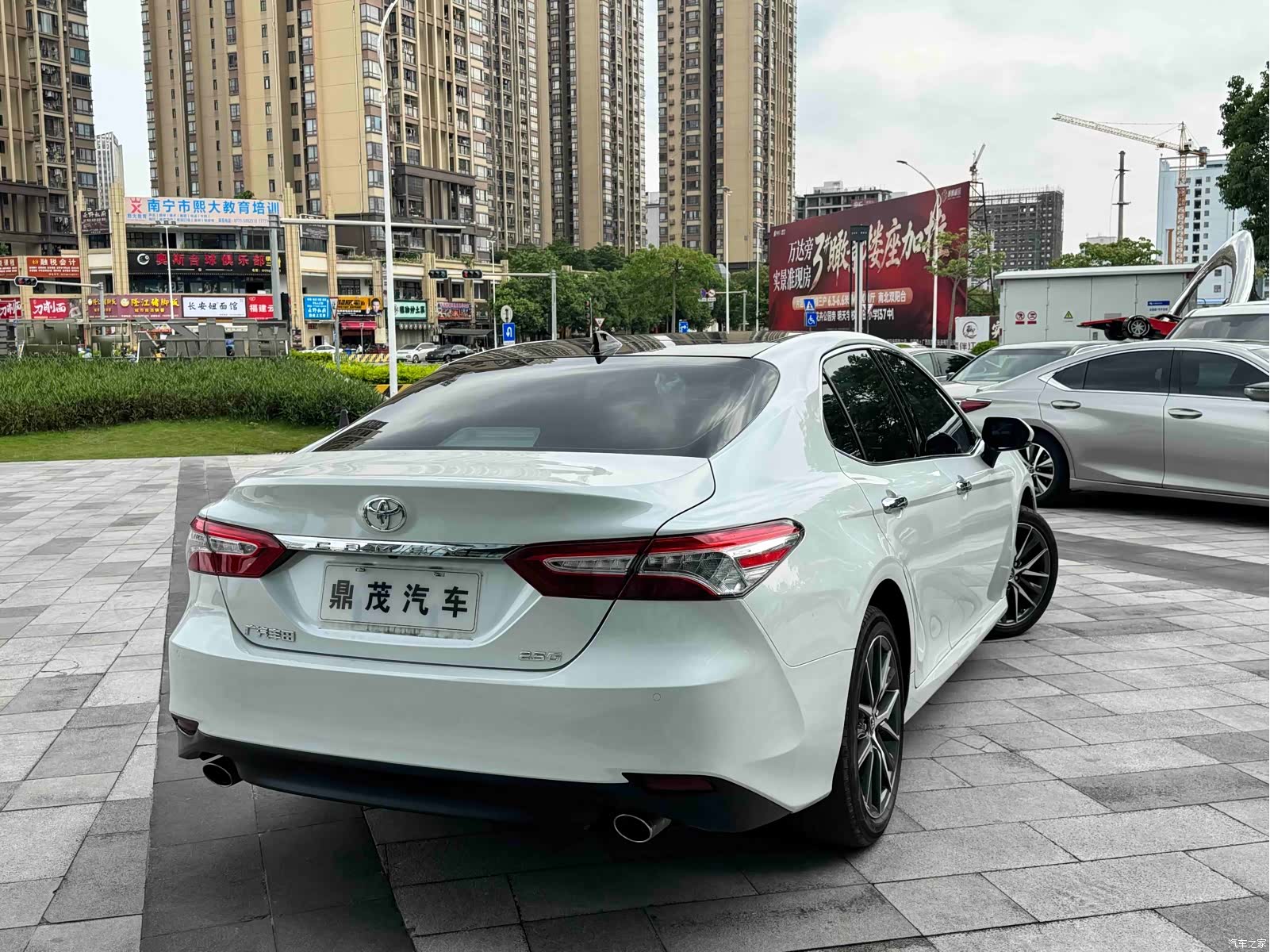 Toyota Camry, 2021 8