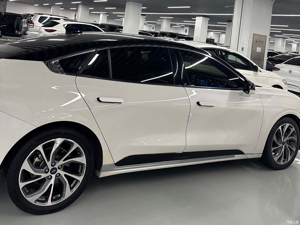 Ford Mondeo, 2022 18