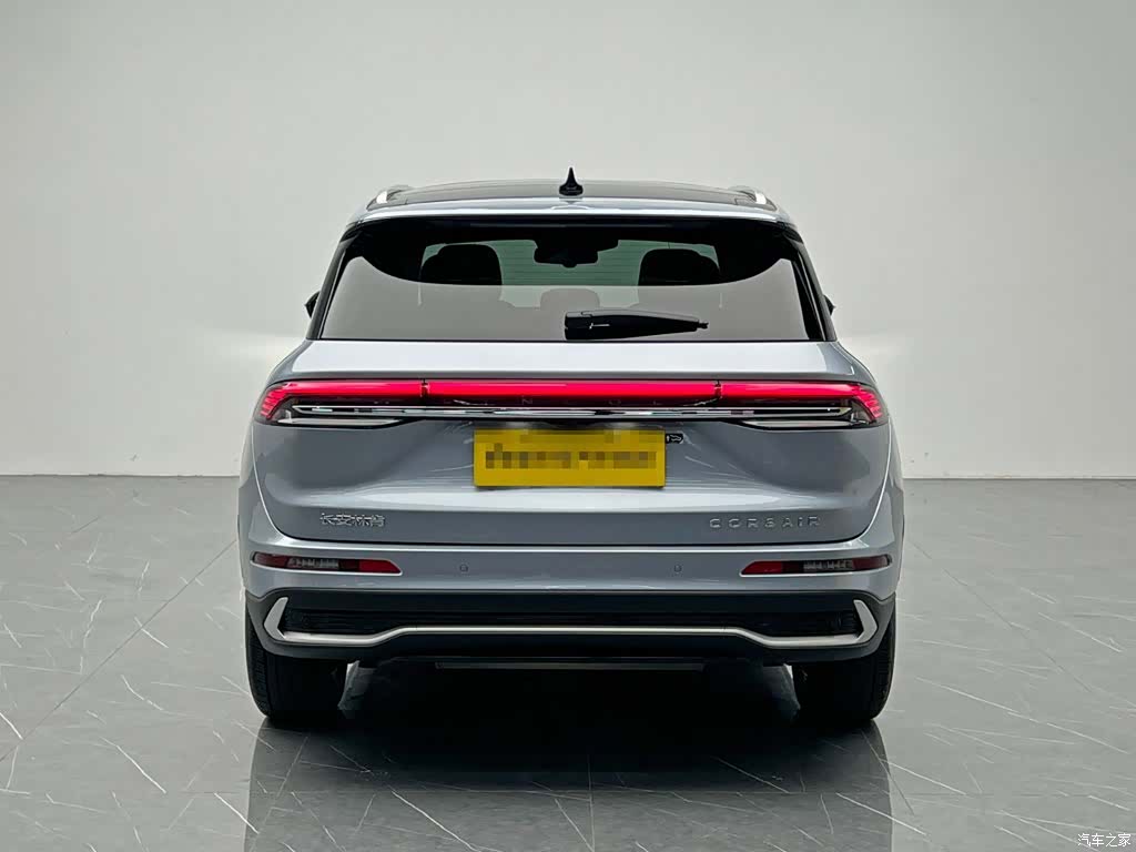 Lincoln Corsair, 2023 все фото