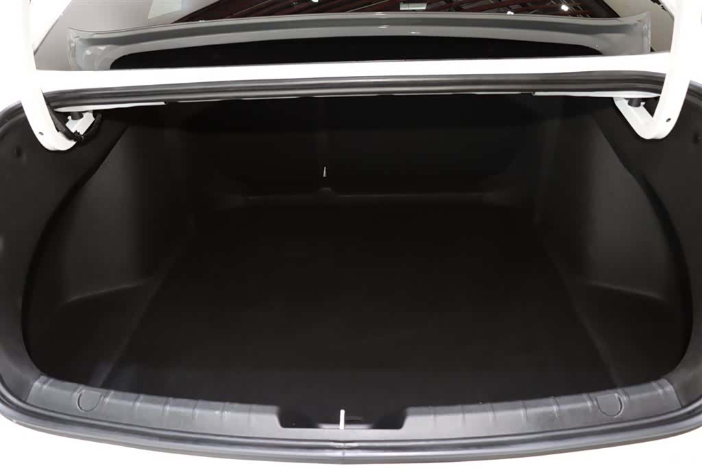 Geely Preface, 2025 17