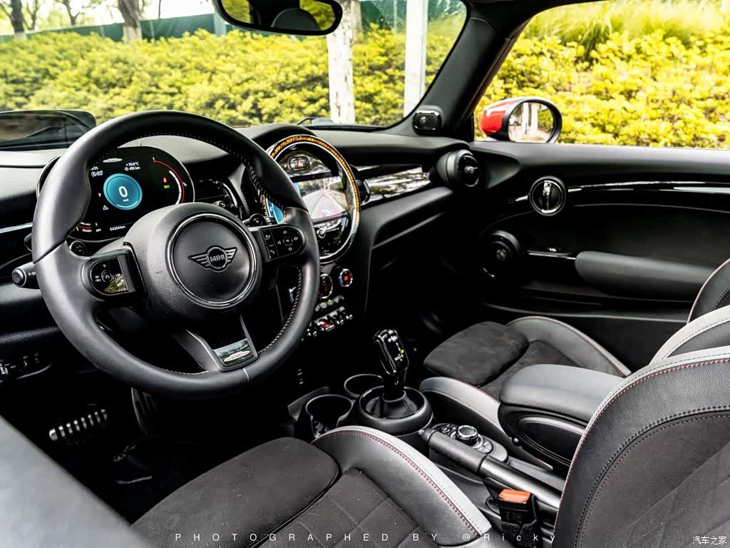 Mini Cooper, 2023 4