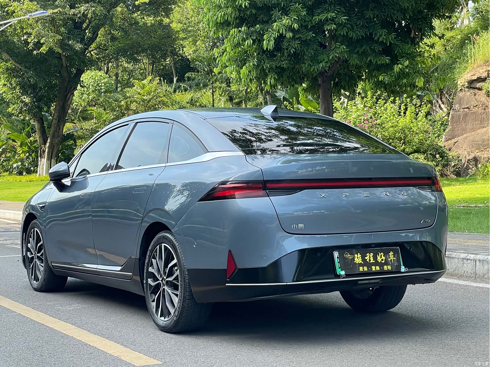 Xpeng P5, 2023 все фото