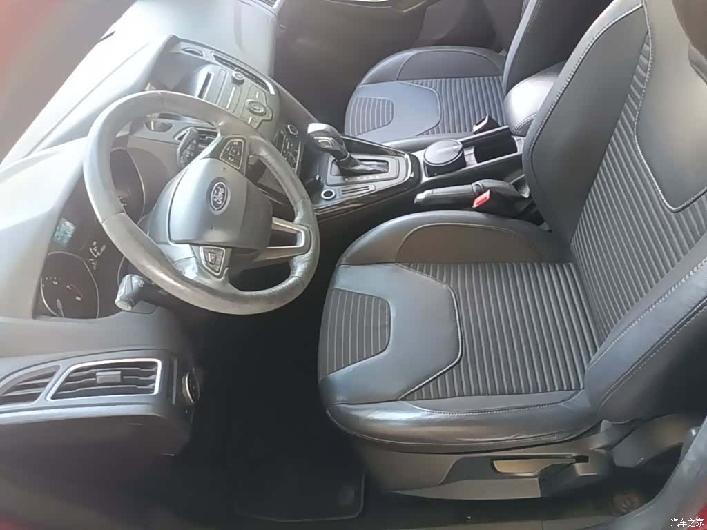Ford Focus, 2015 15