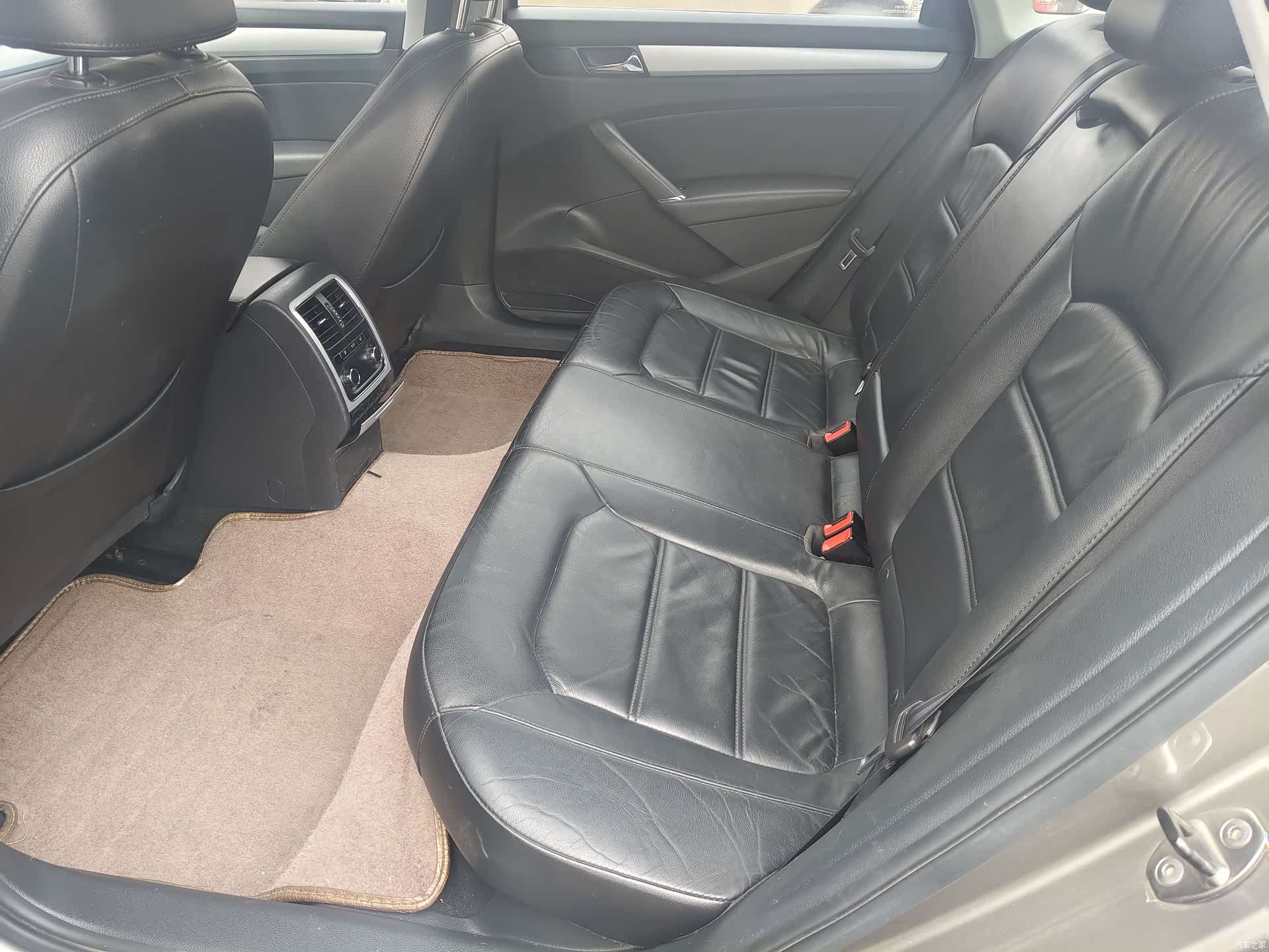 Volkswagen Passat, 2015 8