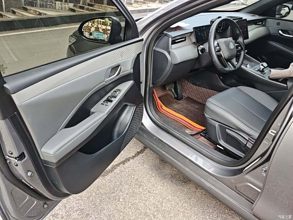 BYD Qin, 2025 16