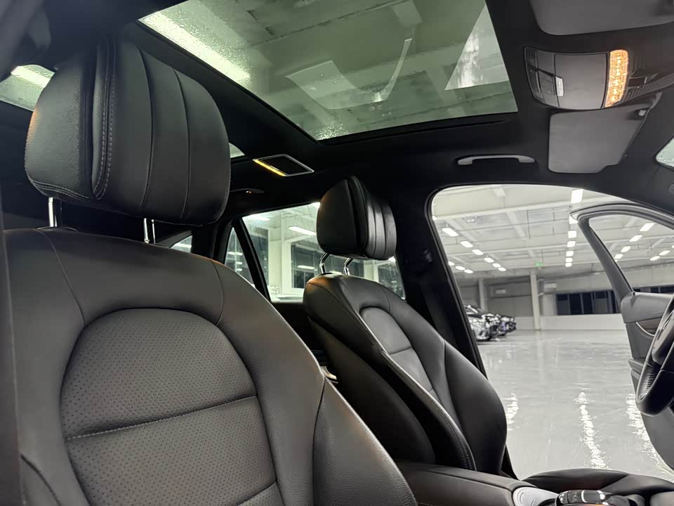 Mercedes-Benz GLC Mercedes-Benz GLC