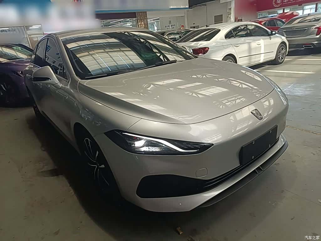 Roewe D7, 2025 4
