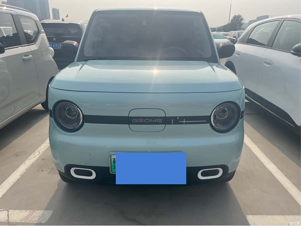 Geely Panda, 2025 1
