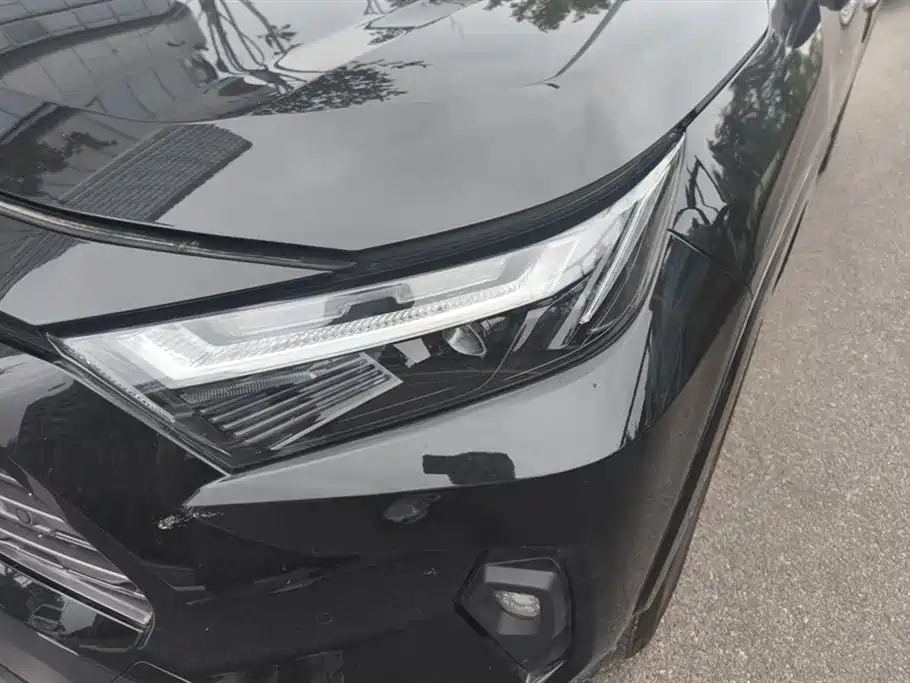 Toyota RAV4 Rongfang